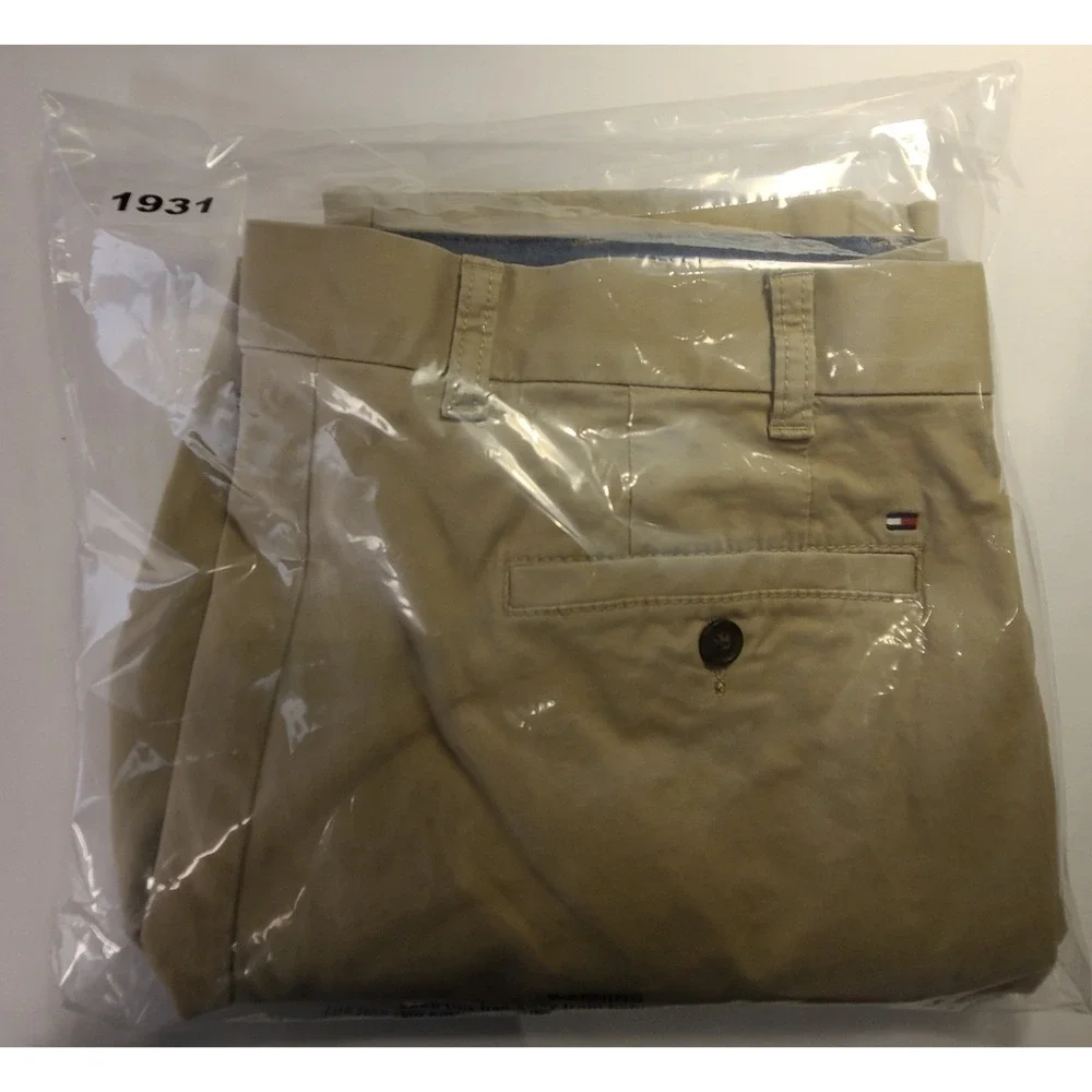 Tommy Hilfiger Men's Tailored Fit Chino Pants Tan Khaki 38x30 Flat Front Cotton